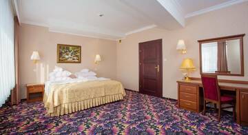 Фото номера Двухместный номер эконом-класса с 1 кроватью Отель Hotel Gołębiewski Karpacz г. Карпач 6