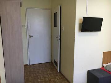 Фото номера Двухместный номер с 2 отдельными кроватями Проживание в семье Gościniec Graf г. Карпач 32