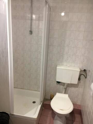 Фото номера Двухместный номер с 2 отдельными кроватями Проживание в семье Gościniec Graf г. Карпач 11