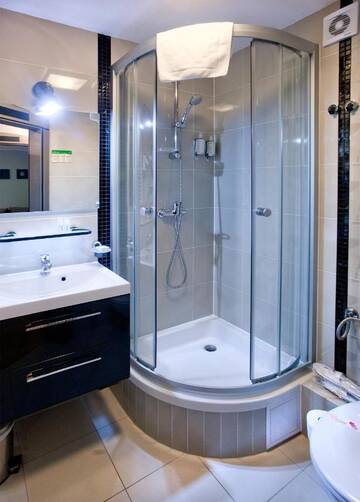Фото номера Трехместный номер Отель Artus Resort г. Карпач 2