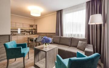 Фото номера Улучшенный номер-студио Отель Hotel Konradówka г. Карпач 3