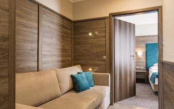 Фото номера Улучшенный номер-студио Отель Hotel Konradówka г. Карпач 5