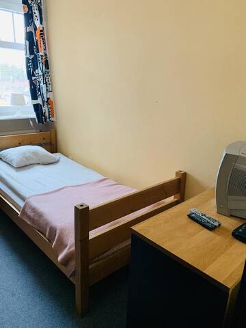 Фото номера Одноместный номер с собственной внешней ванной комнатой. Отели типа «постель и завтрак» Willa Pod Wieżami г. Карпач 3