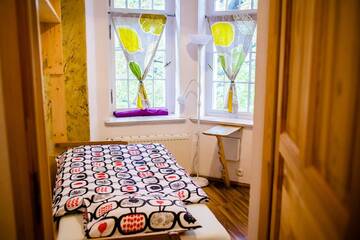 Фото номера Одноместный номер с общей ванной комнатой Хостелы Hostel Krokus г. Карпач 3