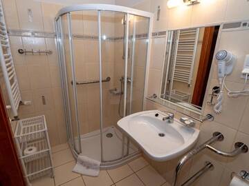 Фото номера Двухместный номер с 1 кроватью Гостевой дом Pensjonat L&amp;B г. Карпач 13