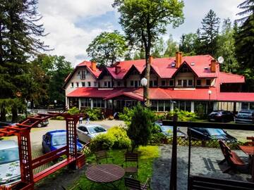 Фото Курортные отели Ośrodek Krucze Skały г. Карпач 1