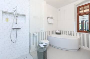 Фото номера Апартаменты с 1 спальней Курортные отели Zamek Księża Góra г. Карпач 5