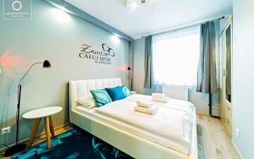 Фото номера Апартаменты Czarny Kot - Первый этаж Апартаменты Apartamenty Wonder Home - Komuny Paryskiej г. Карпач 2