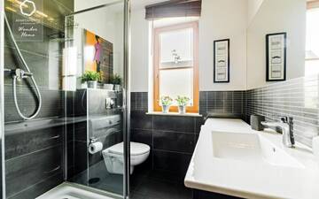 Фото номера Апартаменты Prestige - Первый этаж Апартаменты Apartamenty Wonder Home - Komuny Paryskiej г. Карпач 5