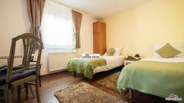 Фото номера Люкс с балконом Проживание в семье Apartamenty i Pokoje- Gorski Widok / Mtn. View Inn г. Карпач 6