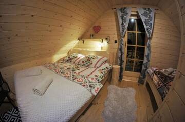 Фото номера Шале с двумя спальнями Шале Góralska Osada Karpacz - Domki Lux г. Карпач 41