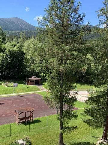 Фото номера Apartment with Balcony (Cud Malina) Апартаменты Apartamenty Wonder Home - przy Zacisznej г. Карпач 9
