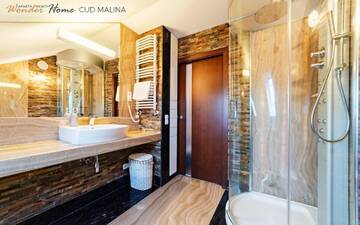 Фото номера Apartment with Balcony (Cud Malina) Апартаменты Apartamenty Wonder Home - przy Zacisznej г. Карпач 23