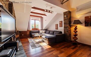 Фото номера Apartment with Balcony (Cud Malina) Апартаменты Apartamenty Wonder Home - przy Zacisznej г. Карпач 26