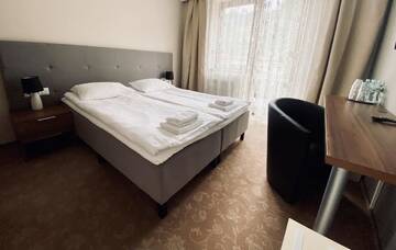 Фото номера Семейный люкс с балконом Отель Hotel Kolorowa г. Карпач 4
