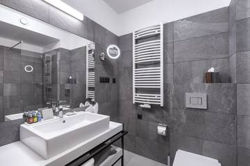 Фото номера Двухместный номер с 1 или 2 кроватями и балконом Отель Green Mountain 5* Hotel г. Карпач 9