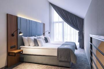 Фото номера Апартаменты - Двухуровневые Отель Green Mountain 5* Hotel г. Карпач 3