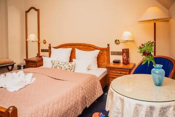 Фото номера Семейный номер (для 2 взрослых и 2 детей) Отель Hotel Rezydencja г. Карпач 5