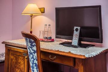 Фото номера Семейный номер (для 2 взрослых и 2 детей) Отель Hotel Rezydencja г. Карпач 4