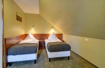 Фото номера Трехместный номер Отель Hotel Belweder г. Карпач 5